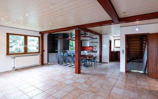 Wohn-/Essbereich mit offener Küche