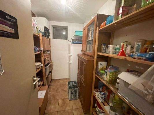 Vorratskammer Keller