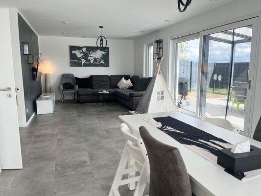 Wohn- und Esszimmer EG