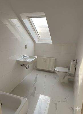 frisch saniertes Badezimmer