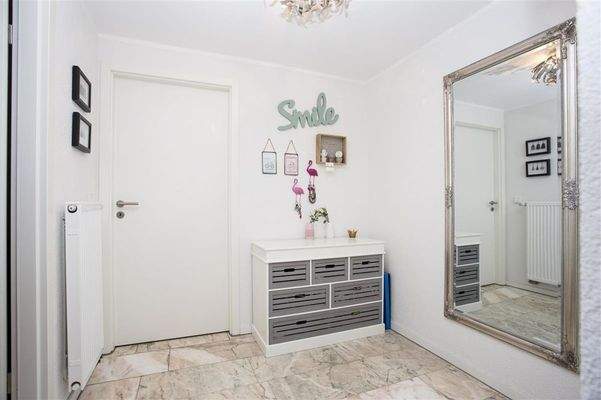 Wohnung 1.OG/2.OG - Eingangsbereich