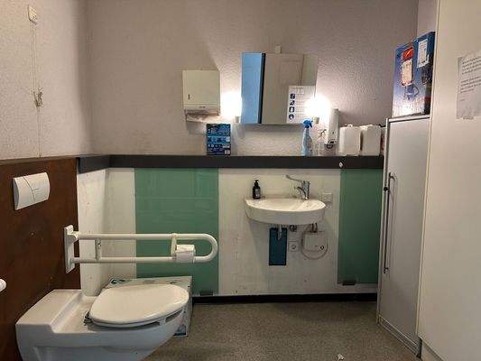 Sanitäre Anlage im EG