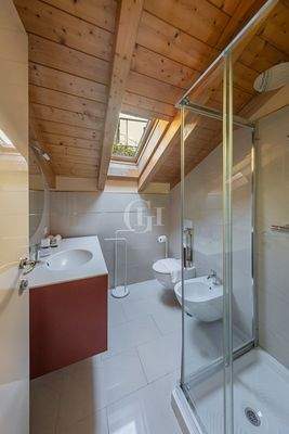 BAGNO DEL PRIMO PIANO