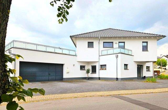 Ein-/Zweifamilienhaus in beliebter Wohnlage von Mayen Hausen