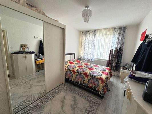 1. OG 3-Zimmer: Schlafzimmer