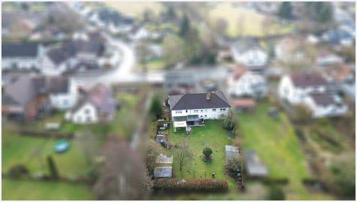 Drohnen Aufnahem Garten + Haus