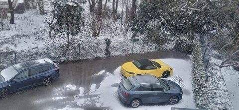 Wedel Garage, Wedel Stellplatz