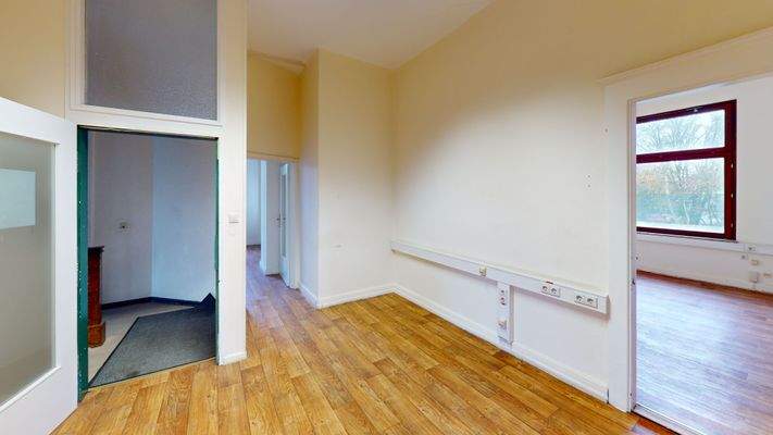 Gewerbe im 1.OG / Flur