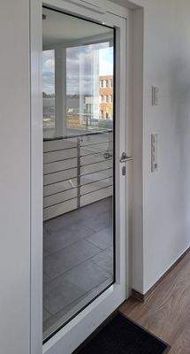 Büroeingang von innen.jpg