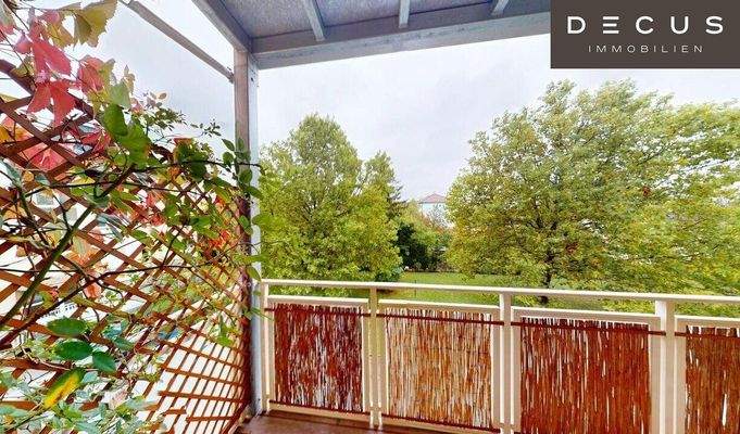 gartenseitiger Balkon