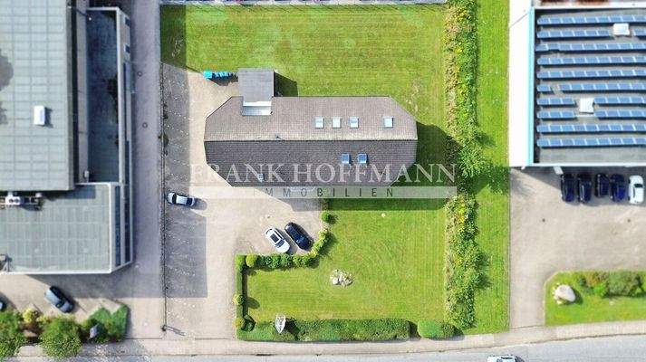 M2352-1.OGa Grundstücksansicht