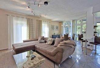 Wohnen- und Essbereich