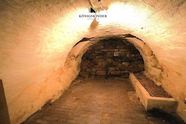 ...mittealterlichen Keller