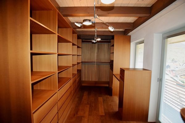 DG Begehbarer kleiderschrank DSC_0954.jpg