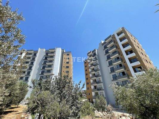 Investment Apartments in a Complex Near the Sea in Limonlu Mersin
