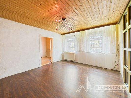 CAM04062G0-PR0049-STILL008