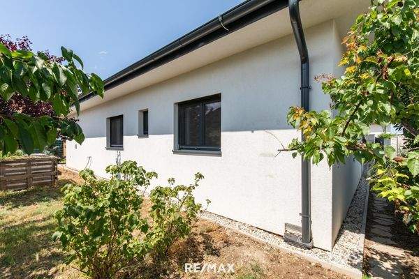 32 Haus Seite Detail