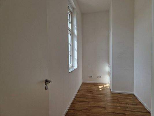 Büro oder Gästezimmer - Vergleichsfoto