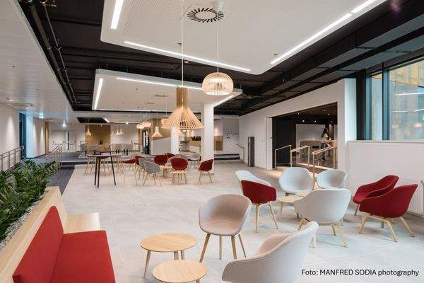 Bank Austria - Innenaufnahme - 09 - Bistro Acht - MANFRED SODIA photography - 16