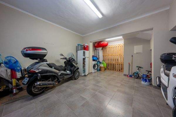 86dfeef4-7943-4dca-a4f1-181d1f0fe052