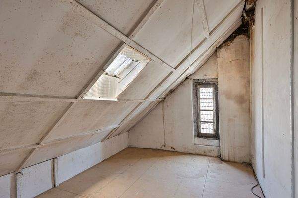 Dachgeschoss Mittelhaus 