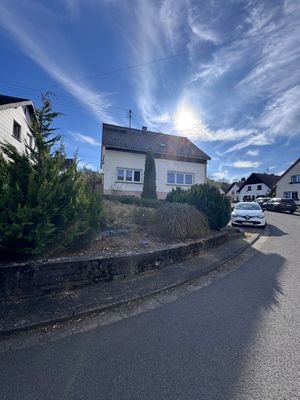 Straßenansicht