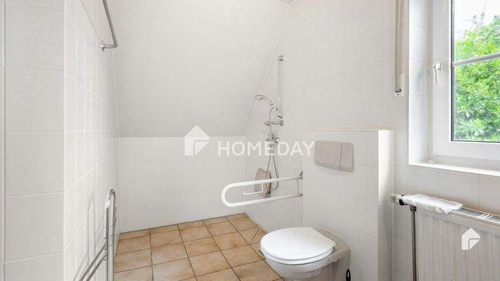 1. OG Badezimmer 2 1