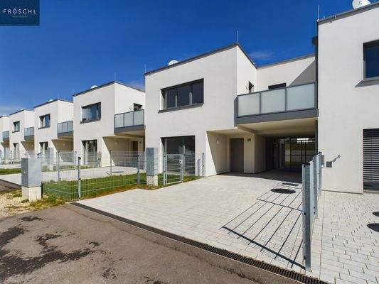 Reihenhaus 6 Straßenansicht 2