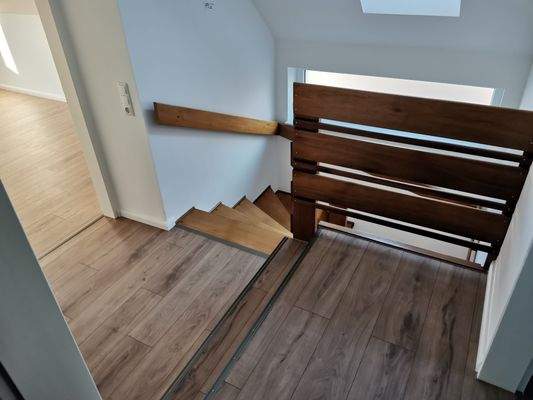 Dachgeschossflur (1).jpg