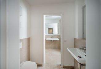 05_Badezimmer Whg14_ZGS.jpg