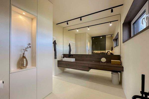 Hauptbadezimmer im 1. OG