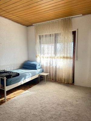 Wohnung EG rechts I Schlafzimmer
