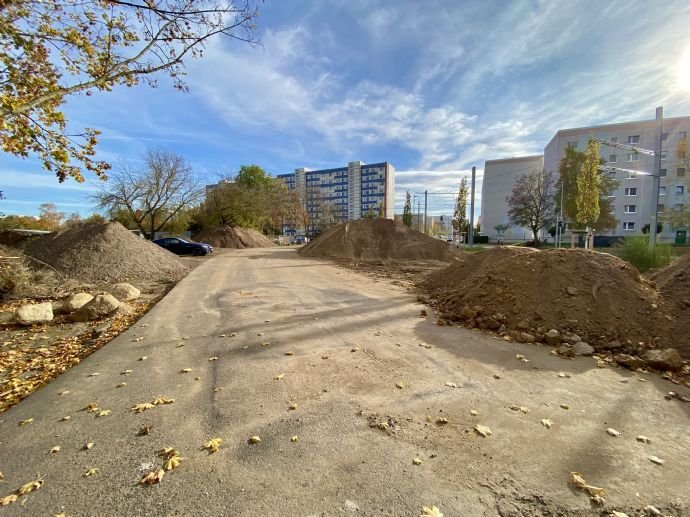 Baugrundstück zur Wohn- oder Gewerbebebauung