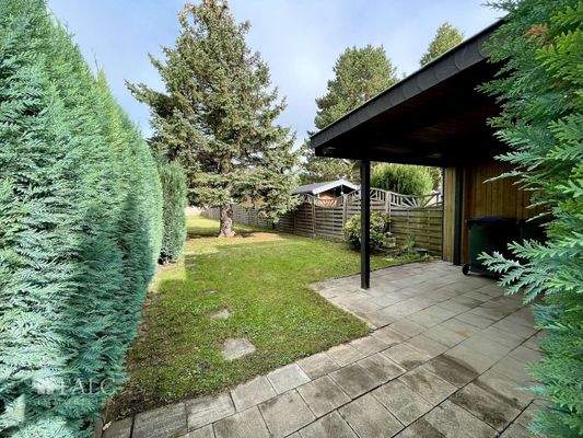 Überdachung im Garten