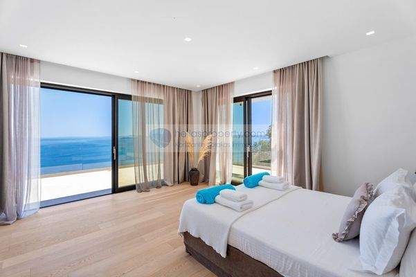 C2972 Villa Nissaki (20)