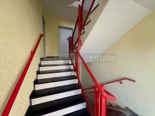 Treppe zur Wohnung