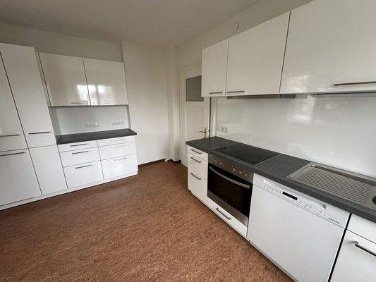 Wohnung 1. OG / Küche mit Einbauküche