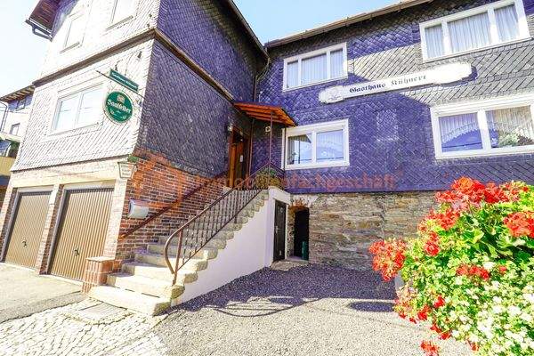 Wohnhaus mit Gaststätte