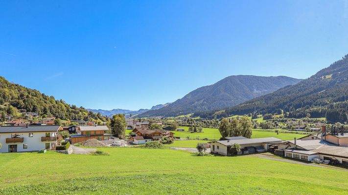 KITZIMMO-Luxuspenthouse sonniger Toplage mit Panorama-Ausblick - Immobilien Brixen.