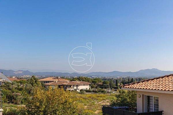 Wohnung in Roquebrune-sur-Argens