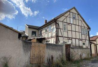 Haus: Straßenansicht