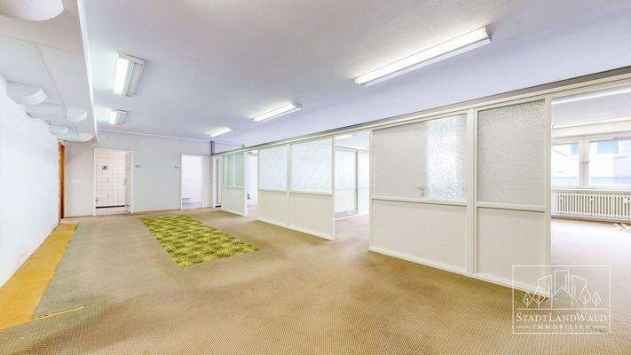 Großraumbüro - Flur