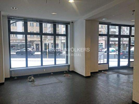 Innenaufnahme zur Straße