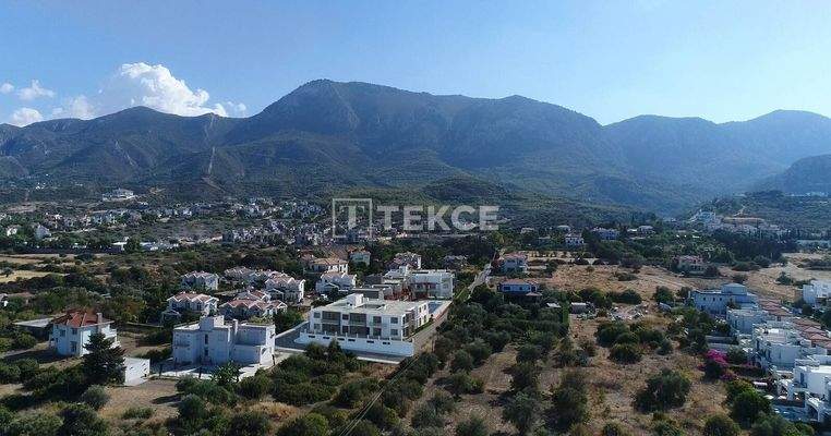 Centrally Located Apartments in a Complex with Pool in Girne