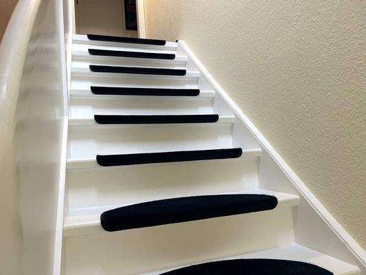 EG: Treppenaufgang zum Dachgeschoss