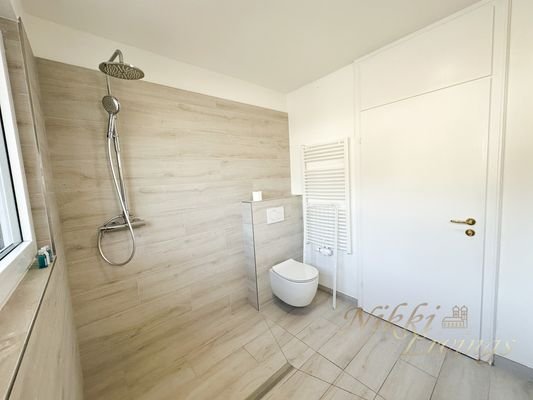 Badezimmer IIErgeschoss