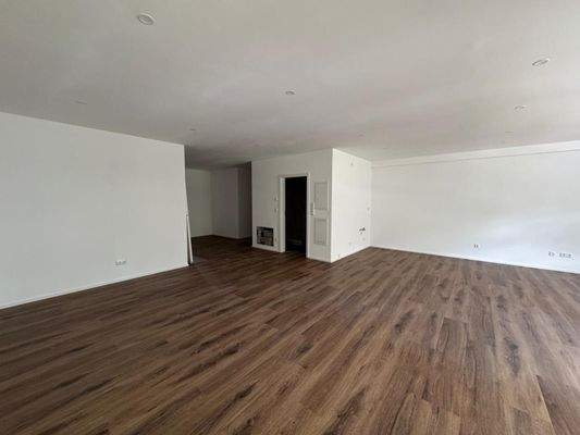 WhatsApp Image 2025-09-12 at 12.35.42 (2).jpeg