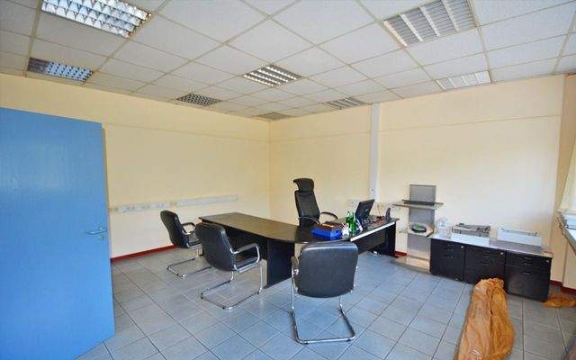 Büroräume im Erd- sowie Obergeschoss