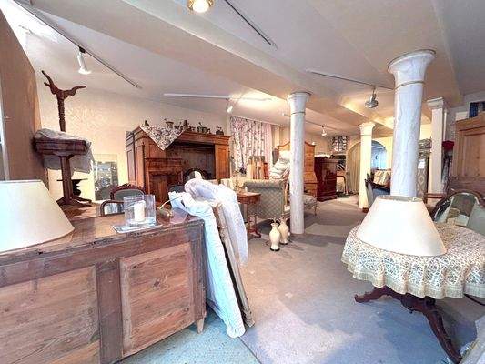 Erdgeschoss - Gewerbeeinheit 