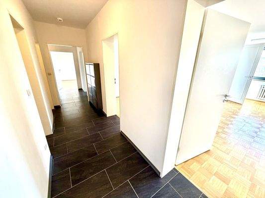 In Ihrer Diele gen Schlafzimmer